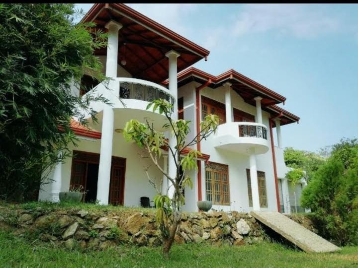 Blue Point Rest Hotel Tangalle Exterior photo